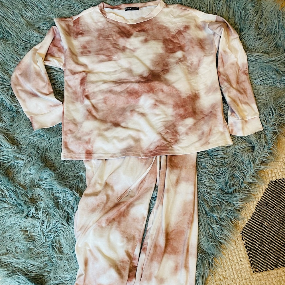 Shein brand mauve tie dye lounge jogger set
